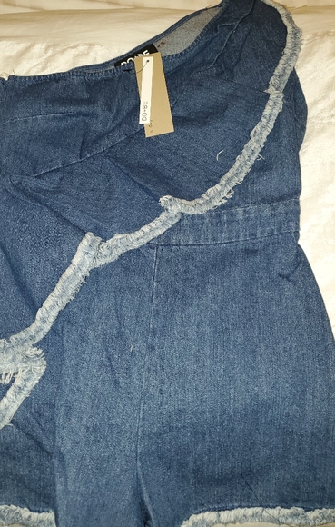 Sexy Denim Ruffled Romper - Picture 7 of 8